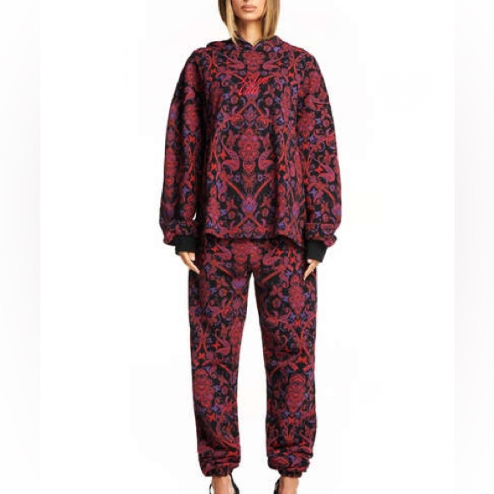 I.AM.GIA TATIANA Black Paisley 2.0 HOODIE